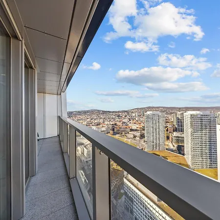 34th Floor - Touch The Clouds In The Tallest Building In Eurovea *
