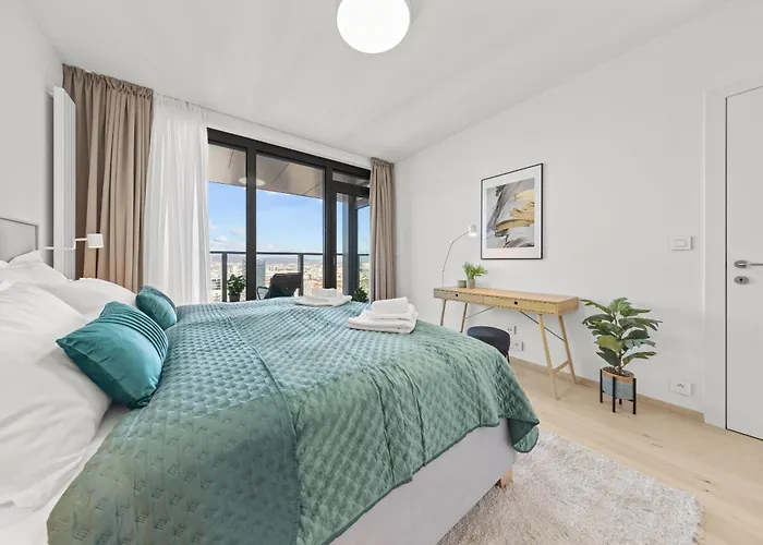 34th Floor - Touch The Clouds In The Tallest Building In Eurovea * براتسيلافا