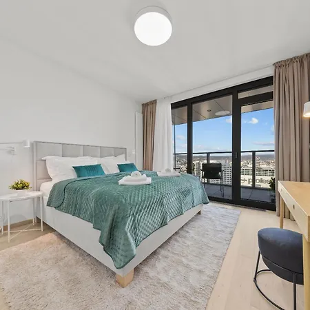 34th Floor - Touch The Clouds In The Tallest Building In Eurovea Pressburg