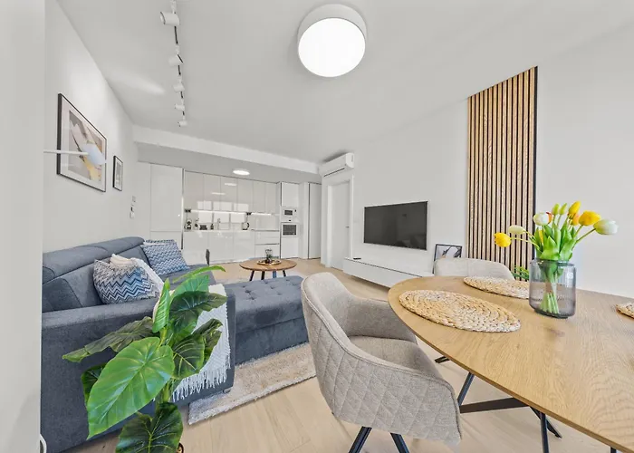 34th Floor - Touch The Clouds In The Tallest Building In Eurovea Bratislava